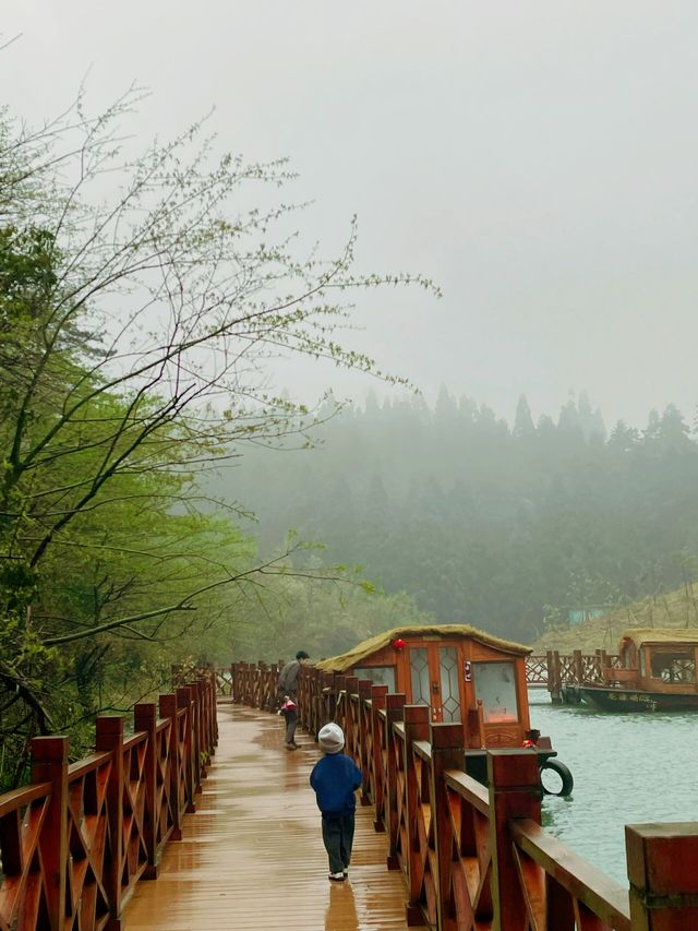 永修雲居山全攻略|禪宗祖庭與山水秘境,兩天一夜靜心之旅 永修雲居山全攻略|禪宗祖庭與山水秘境,兩天一夜靜心之旅