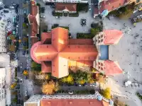 花39元我就來到了『布拉格』