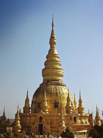 瑞麗必見スポット ジェレ金塔総仏寺 金色に輝く仏国の聖地 | Trip.com 瑞麗