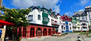 Eastern Canada Wonderland Tour | Mont Tremblant & Montreal One-Day Travel Guide