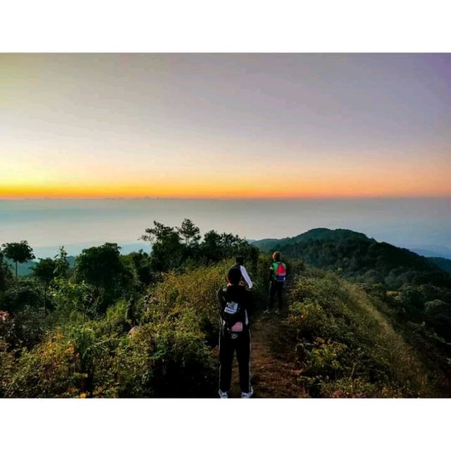 ยอดดอยผ้าห่มปก ความสูงที่ 2285เมตร⛰️🌥️