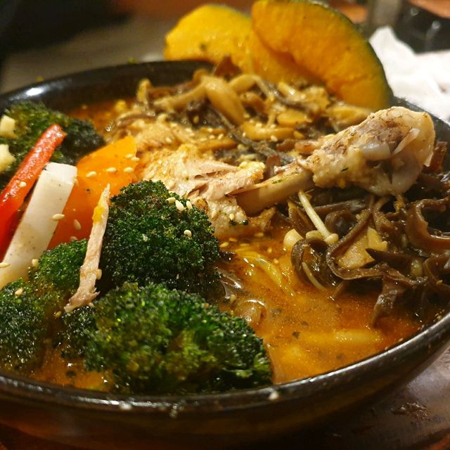 삿포로의 얼큰한 🍛스프카레 가라쿠