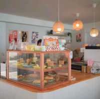 CafeCurve Beach Cafe