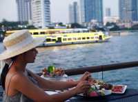 Chatrium Hotel Riverside Bangkok ที่พักสวยริมน้ำ