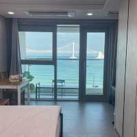 釜山海景住宿推薦｜廣安里沙灘第一排，一晚不到$2000日出日落美景盡收眼底❤️