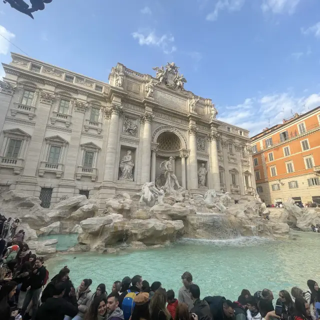 トレビの泉⛲️