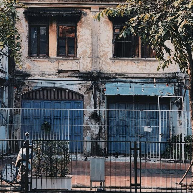 คลองโอ่งอ่าง