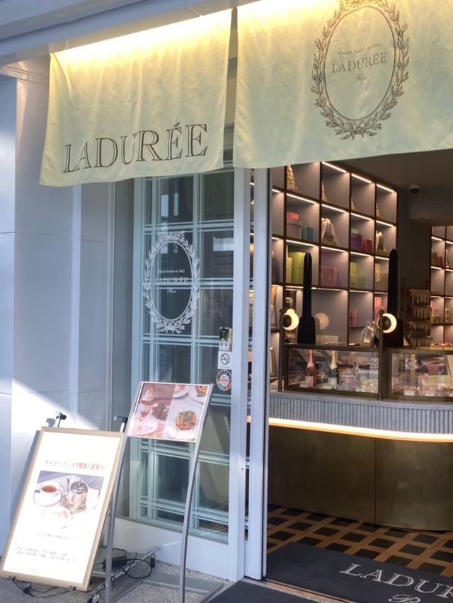 【京都】ラデュレでお洒落なアフターヌーンティ