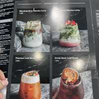 คาเฟ่สไตล์บรันช์ Cafe Marquina