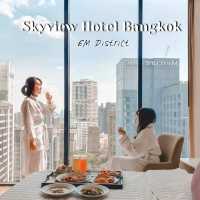 นอนชิลๆ ชมวิวเมืองปังๆ ที่ Skyview Hotel Bangkok