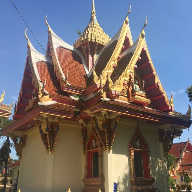 Wat Sai Khao 
