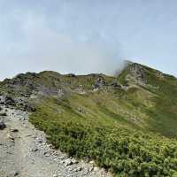 【山梨】美しき稜線と峰！絶景の小太郎山分岐点