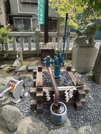 【東京都/矢先稲荷神社】馬術の天井絵が見られる神社