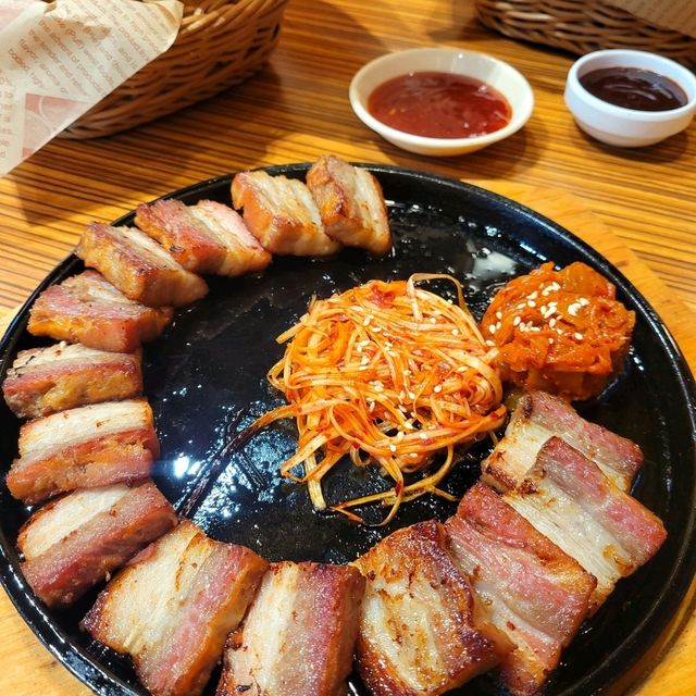 由韓國人主理正宗韓式炸雞🍗用韓國炸雞一解旅遊癮！