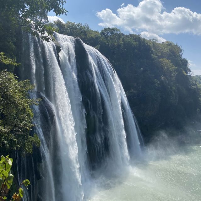 🌈 Rainbows and Waterfalls 🌈 