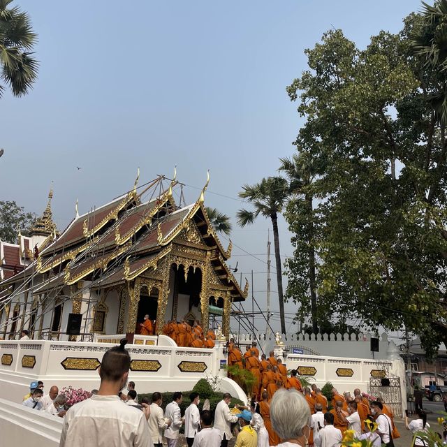วัดพระธาตุศรีจอมทองวรวิหาร 