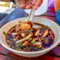 ก๋วยจั๊บน้ำข้นป้าติ๊กกะตะ สูตรโบราณ