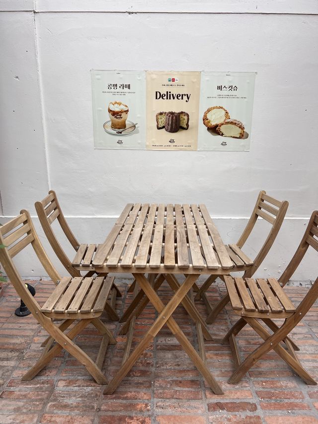 韓国/ソウル【合井】レンガ🧱の大きなカフェ