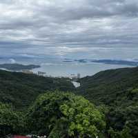 山頂纜車，凌霄閣