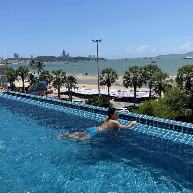 ‘Holiday Inn Pattaya’