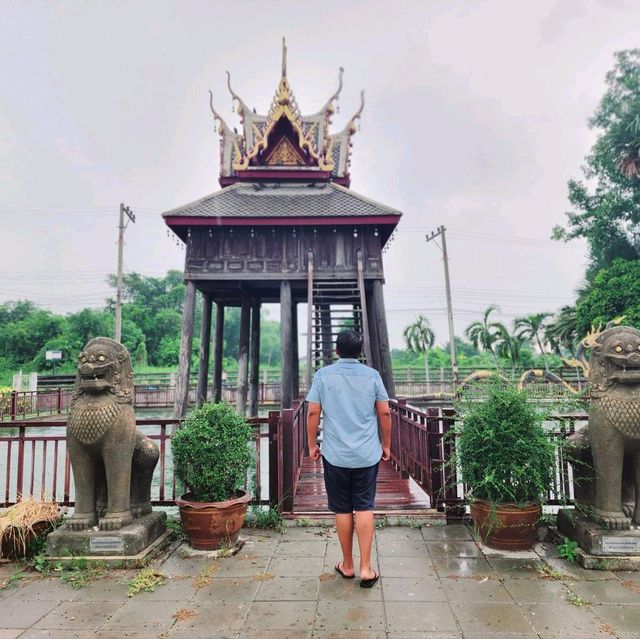 วัดใต้ต้นลาน