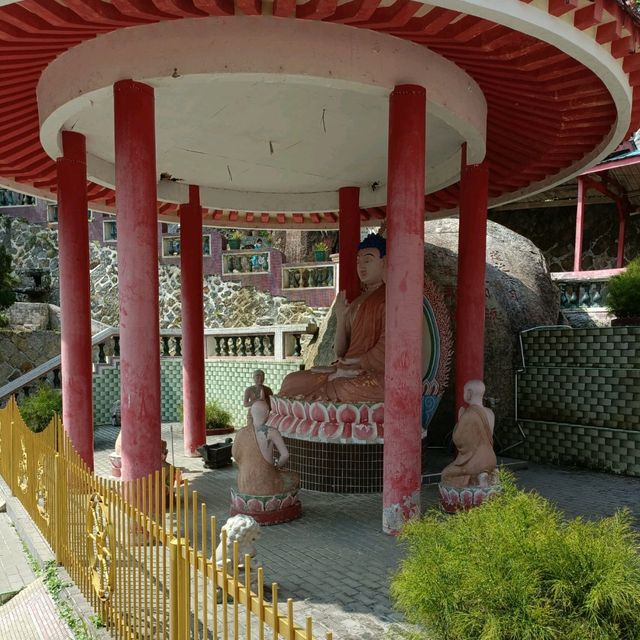 Lek Kok Si Temple