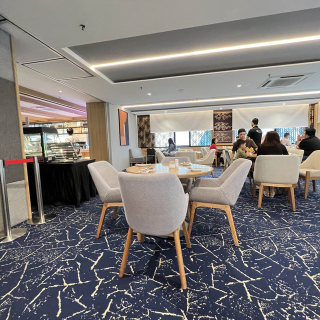 🇲🇾 Fives Hotel breakfast