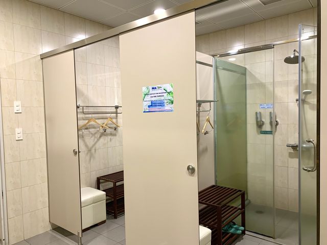 ベトナム　ベトナム観光　ノイバイ国際空港のNIA Business Loungeのフォーは最高だよ！
