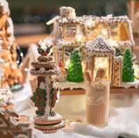 ตกแต่งคุกกี้ธีมคริสมาสต์ที่ร้านอาหารใจกลางกรุงกัน