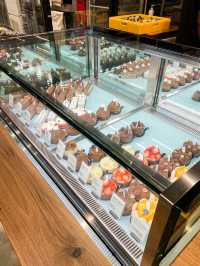 Lovely Pastry Store in Kuala Lumpur 🇲🇾