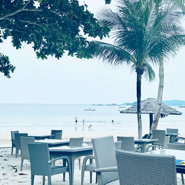 One of most clean beach in indonesia. 