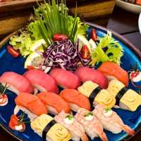 พามาทานบุฟเฟต์ Seafood ริมแม่น้ำ
