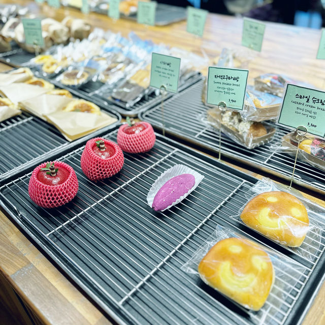 Aurora Bakery & Cafe @ Seongsu Seoul 🇰🇷