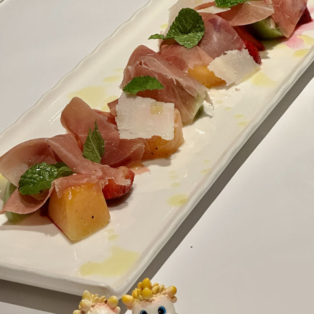 怡亨酒店B1意大利餐廳（Bellini Caffe)生日聚餐