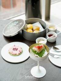 Afternoon Tea บนชั้น30 ของโรงแรมสุดหรูใจกลางเมือง