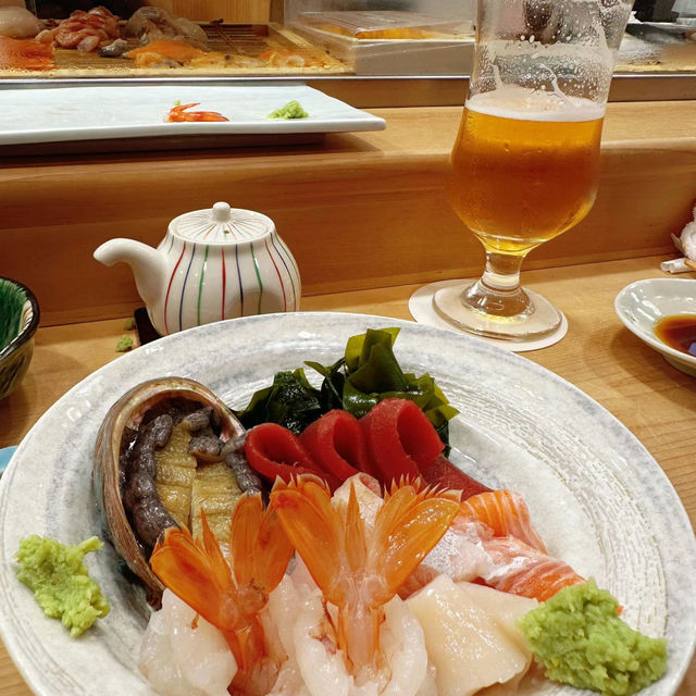 「頂級料理餐廳，美味佳餚令人回味再三」