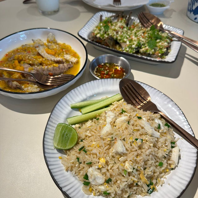 Laem Charoen Seafood restaurant - Bangkok