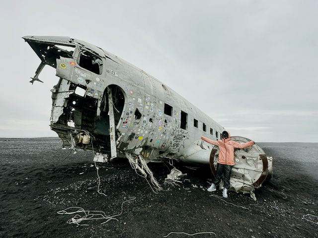 驚心動魄的空難遺跡 - 我在冰島目睹一場奇蹟般的生還