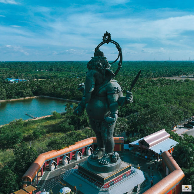 อุทยานพระพิฆเนศ องค์ยืน