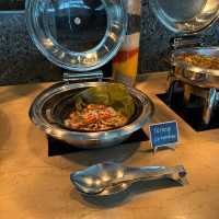 A Delightful Midday Feast: Lunch Buffet at Capri Fraser