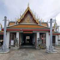 หลวงพ่อโต (ซำปากง) วัดกัลยาณมิตร วรมหาวิหาร