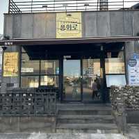 韓国/チェジュ島🍊日韓夫婦がオススメ🍊チェジュ島맛집黒豚焼肉🩵