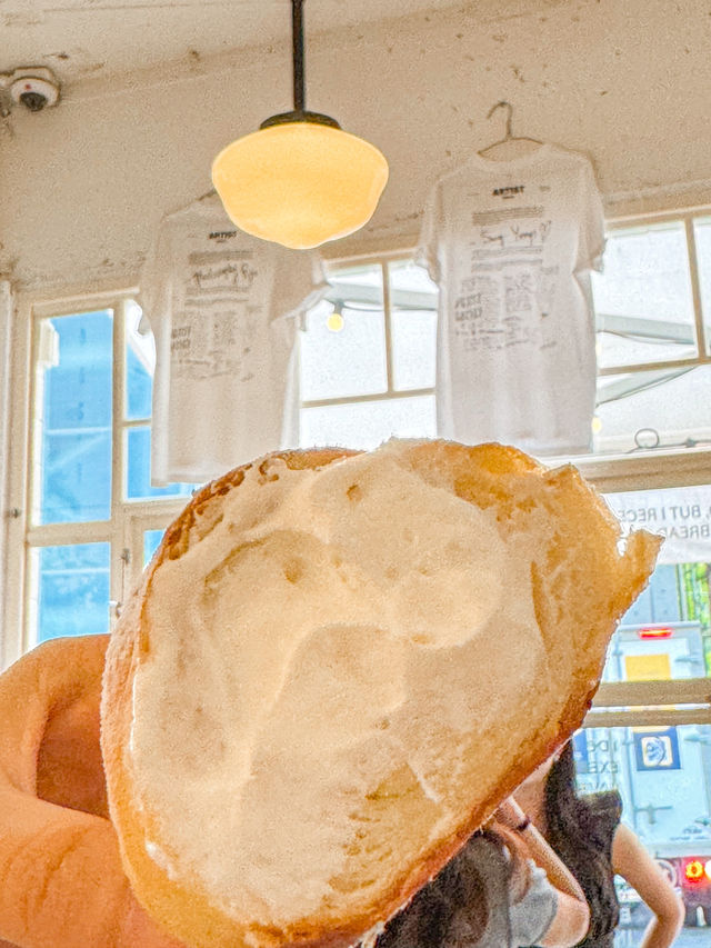 요즘 제일 핫한 소금빵 맛집, 다양한 소금빵이 가득한 “아티스트베이커리” 