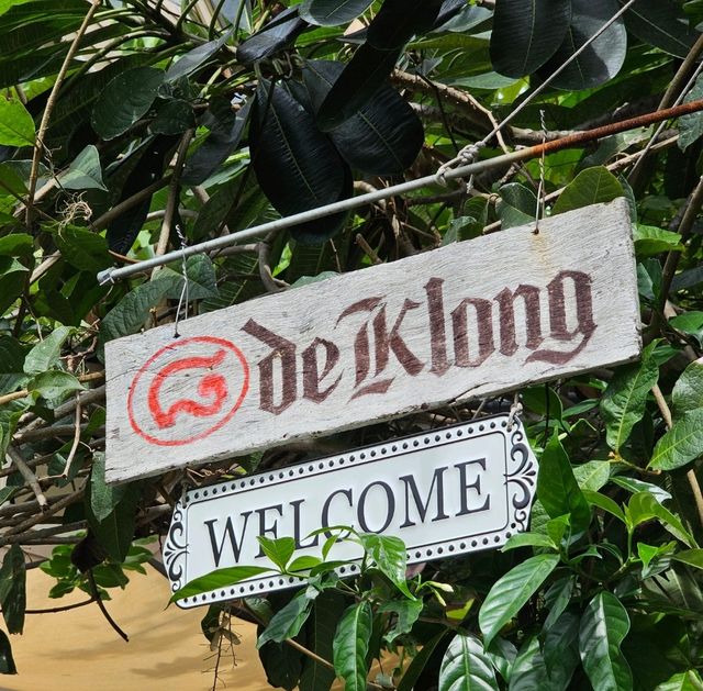 eight de klong