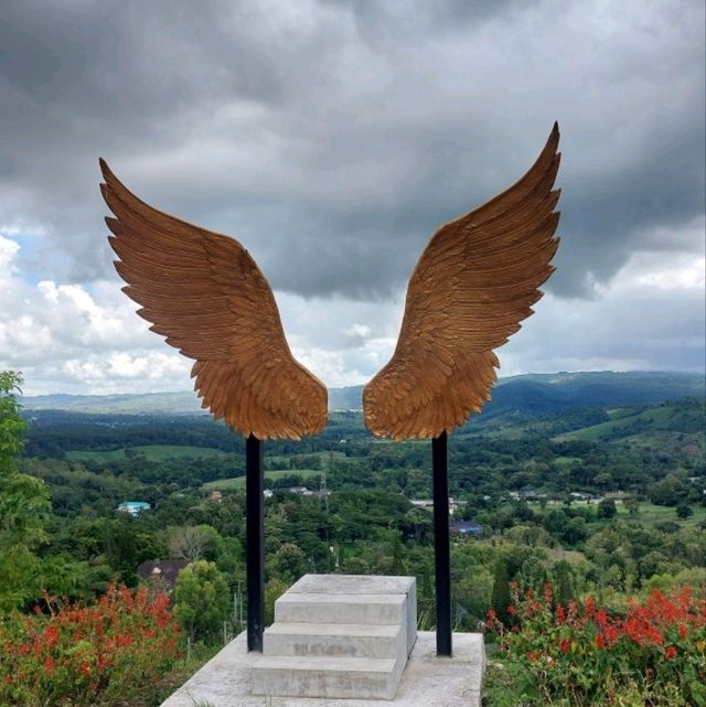 Phukaew Peak (ภูแก้วพีค) 