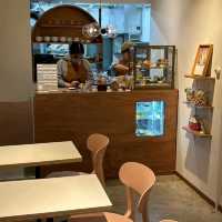 Mimi Yakigashi Cafe