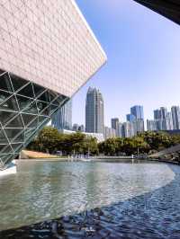 พาไปหามุมถ่ายรูปสุดชิคที่  Guangzhou Opera House