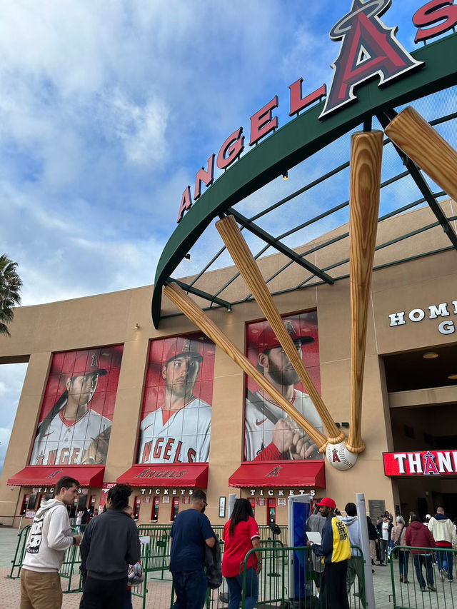 🌴 カリフォルニア1日プラン: 野球観戦からビーチまで満喫！