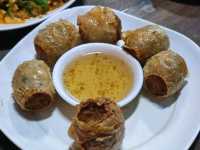 ร้านอาหารพื้นบ้านระยอง ติดทะเลอาหารอร่อย