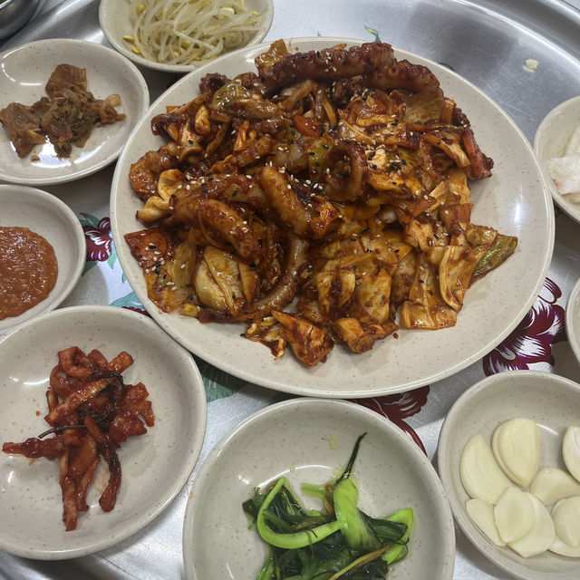 망원동 완전정복😆 어글리베이커리부터 오봉집까지 야무지게 즐기기🍚